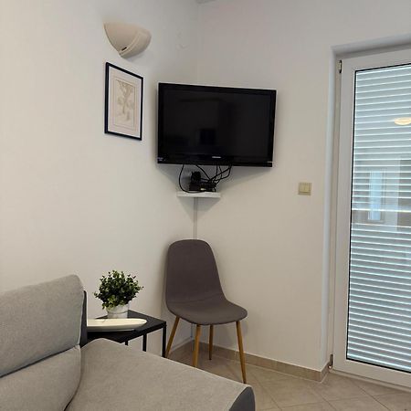 Apartmani Samec Novalja Εξωτερικό φωτογραφία