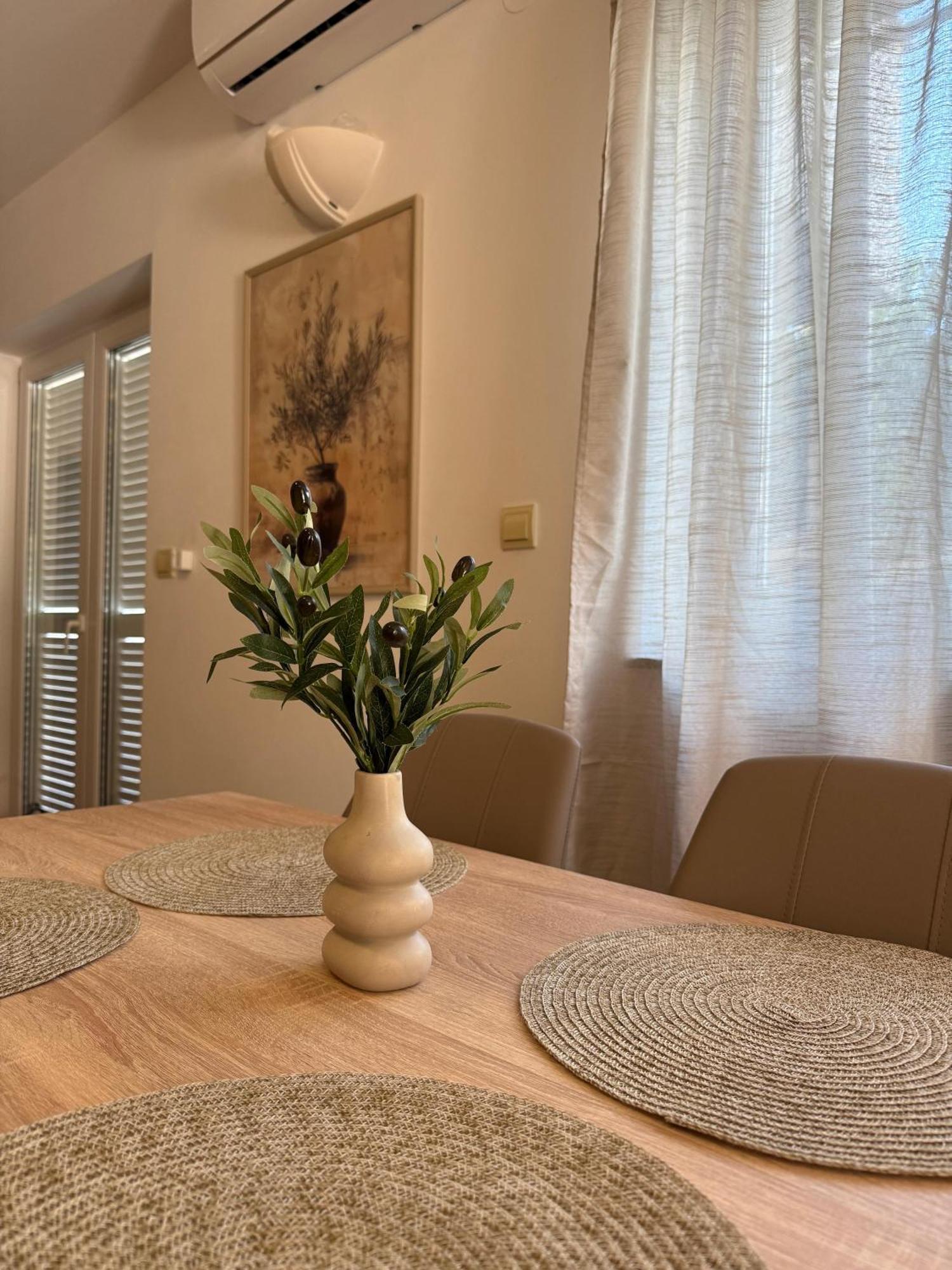 Apartmani Samec Novalja Εξωτερικό φωτογραφία