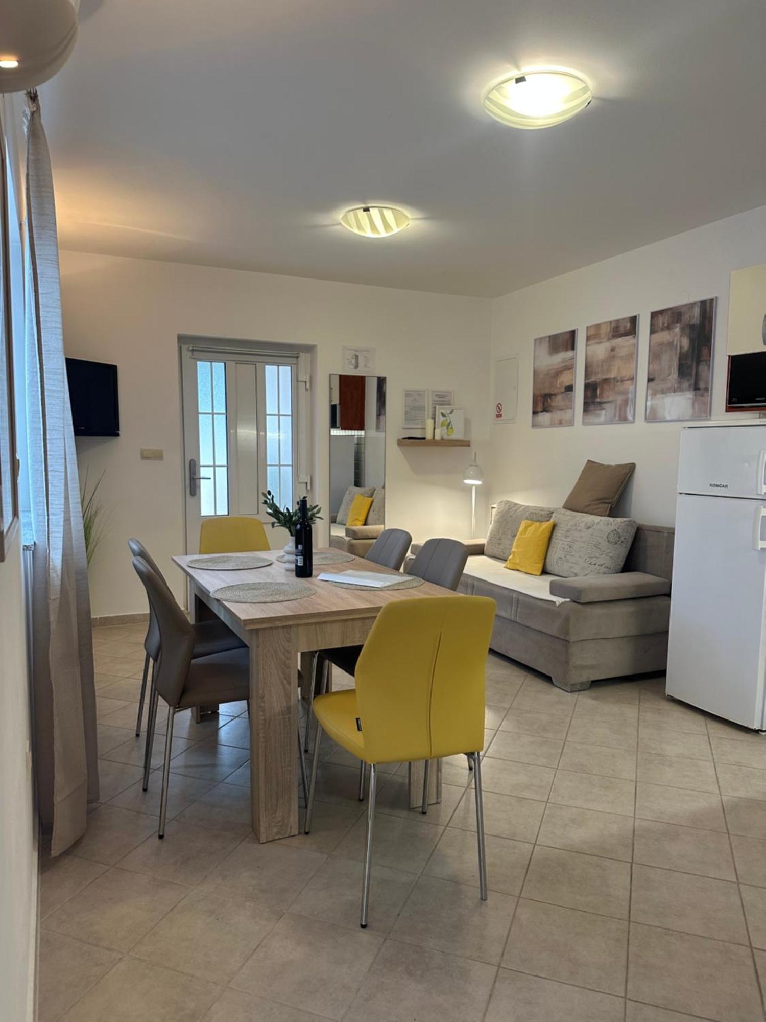 Apartmani Samec Novalja Εξωτερικό φωτογραφία