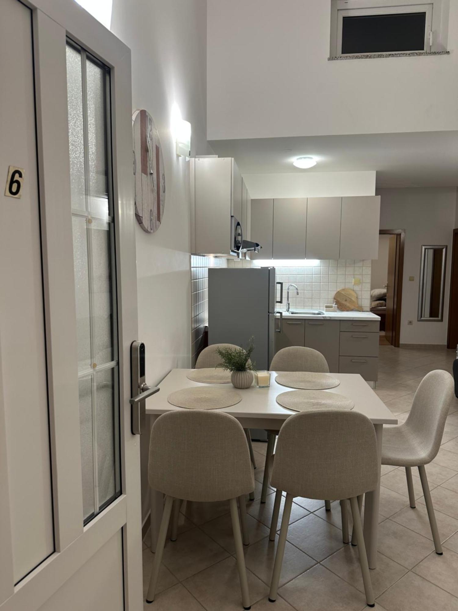 Apartmani Samec Novalja Εξωτερικό φωτογραφία