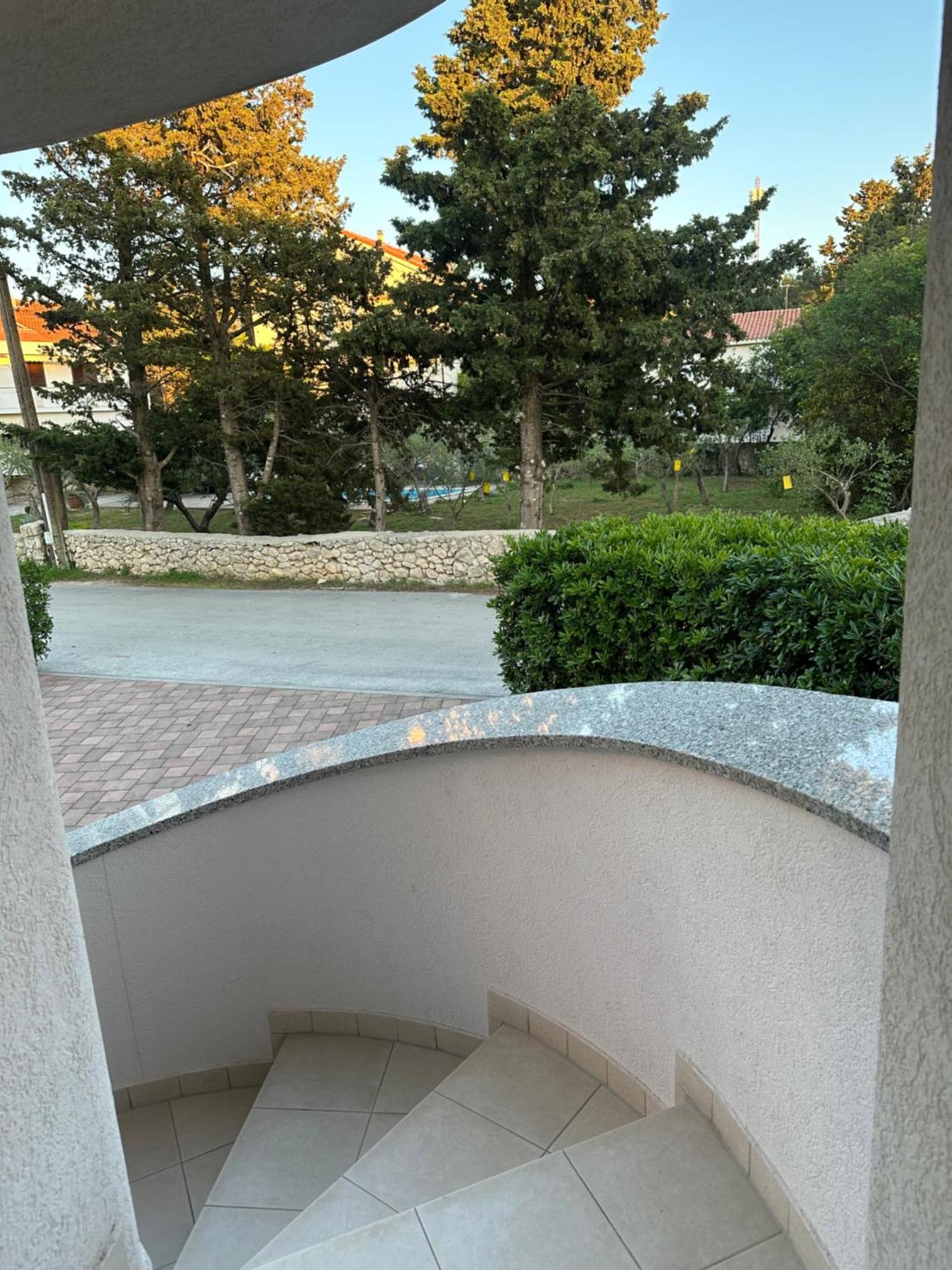 Apartmani Samec Novalja Εξωτερικό φωτογραφία