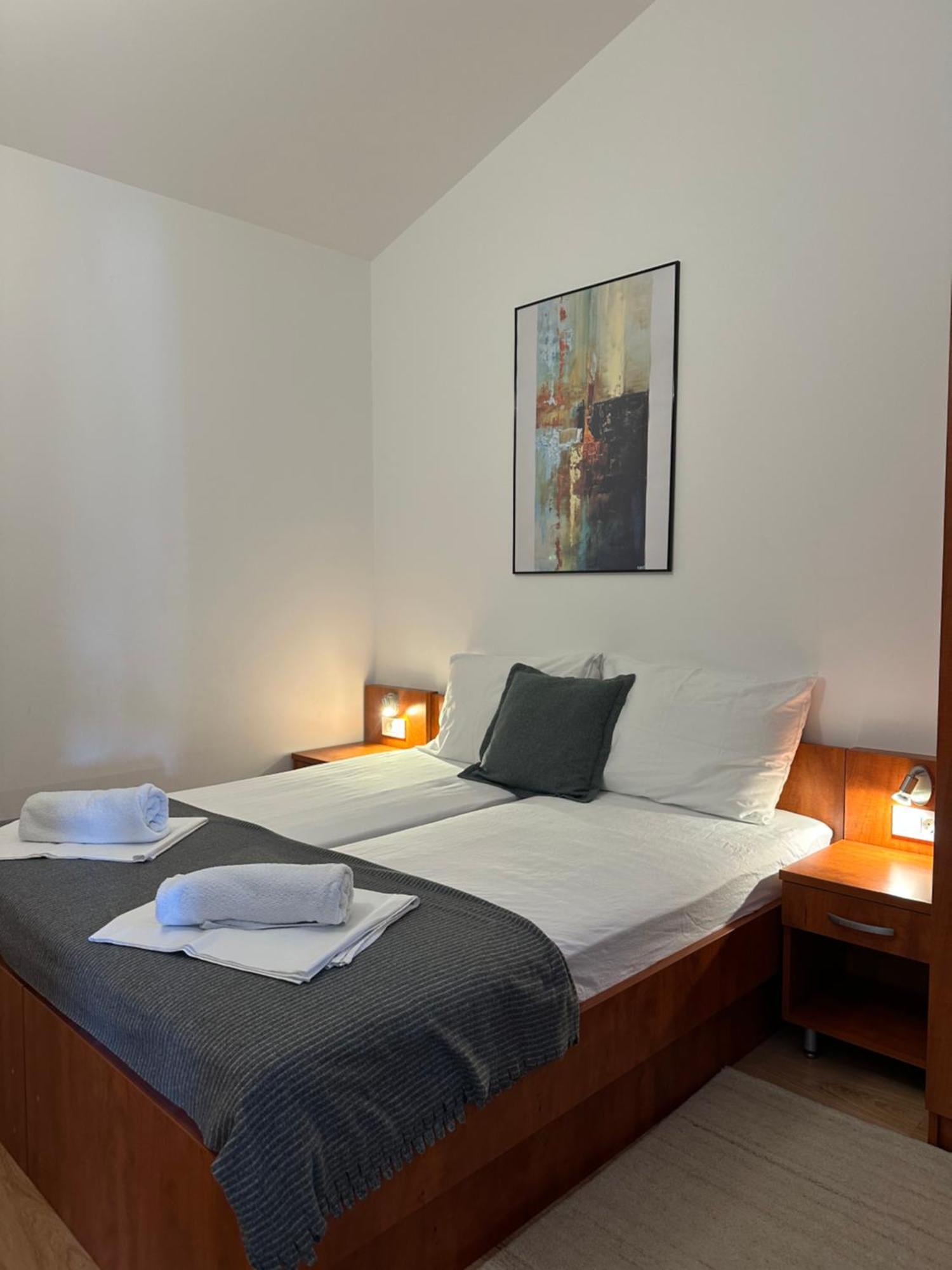 Apartmani Samec Novalja Εξωτερικό φωτογραφία